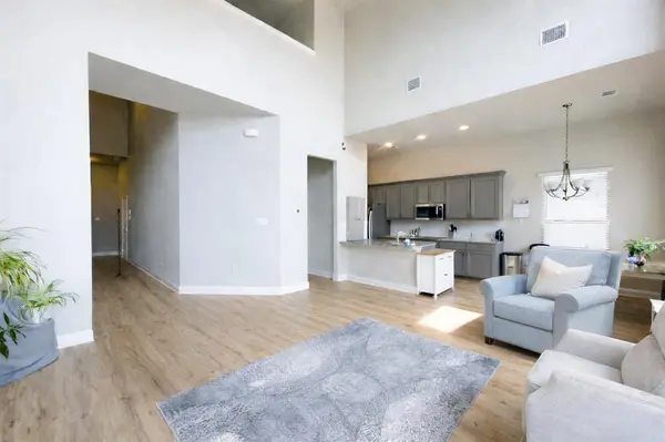 4108 Swinley Forest Drive, Arlington, TX 76017