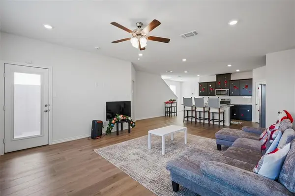 732 Thorn Creek Drive, Anna, TX 75409