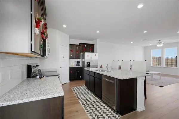 732 Thorn Creek Drive, Anna, TX 75409