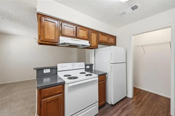 504 Kings Way Drive #C, Mansfield, TX 76063