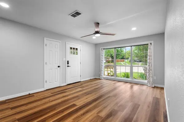 3504 Wicklow Court, Fort Worth, TX 76116