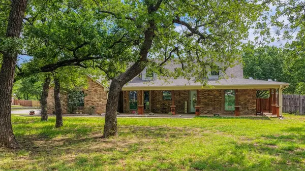 115 Deerfield Road, Paradise, TX 76073