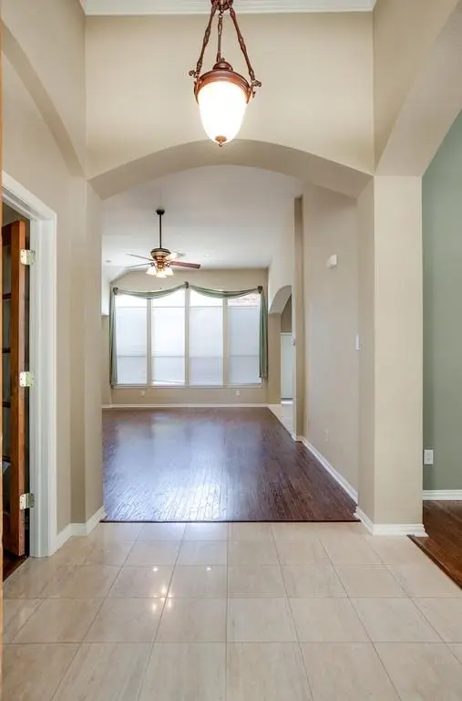 2221 Briary Trace Court, Lewisville, TX 75077