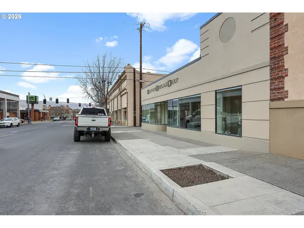 412 WASHINGTON ST, The Dalles, OR 97058