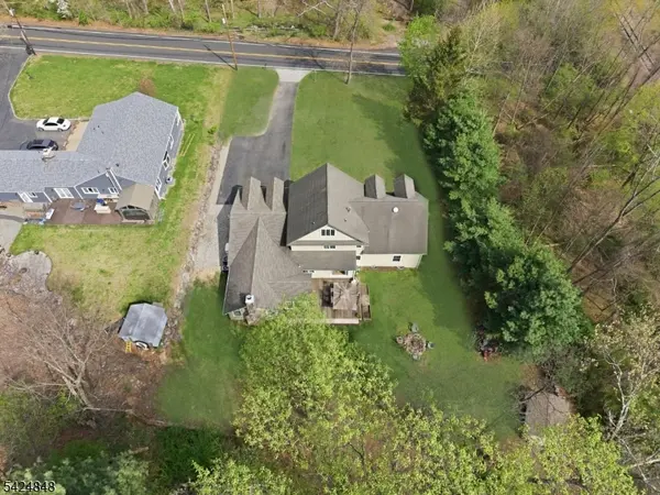 18 Valhalla Rd, Montville Twp., NJ 07045