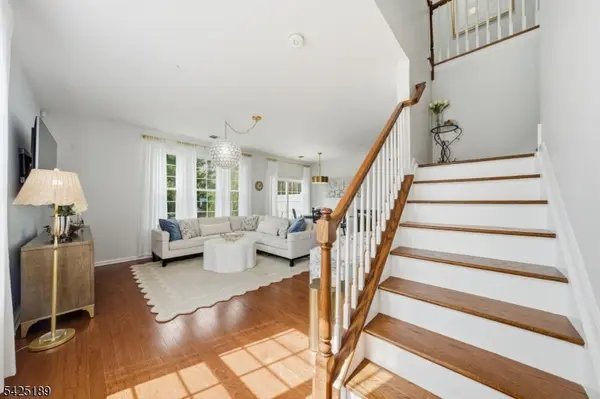 101 Birch Ct, Hanover Twp., NJ 07927