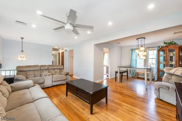 17 Cole Rd, Fairfield Twp., NJ 07004