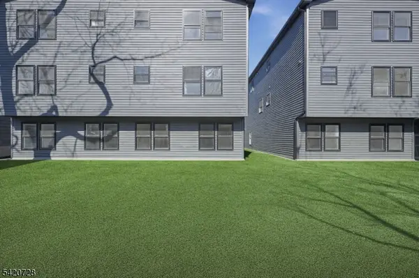 130 N 17Th St, East Orange City, NJ 07017