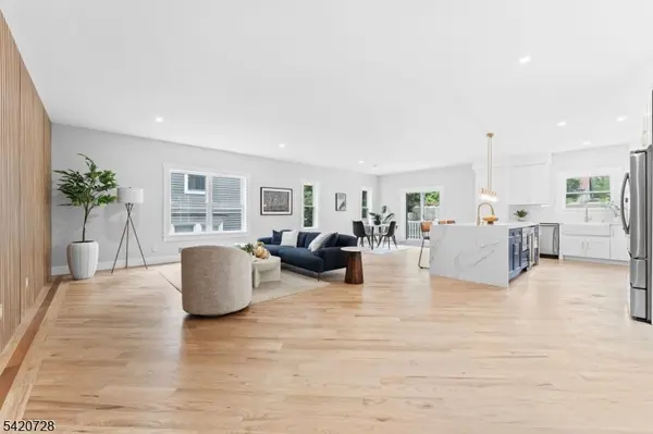 130 N 17Th St, East Orange City, NJ 07017