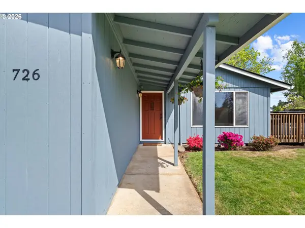 726 NE 17TH AVE, Canby, OR 97013