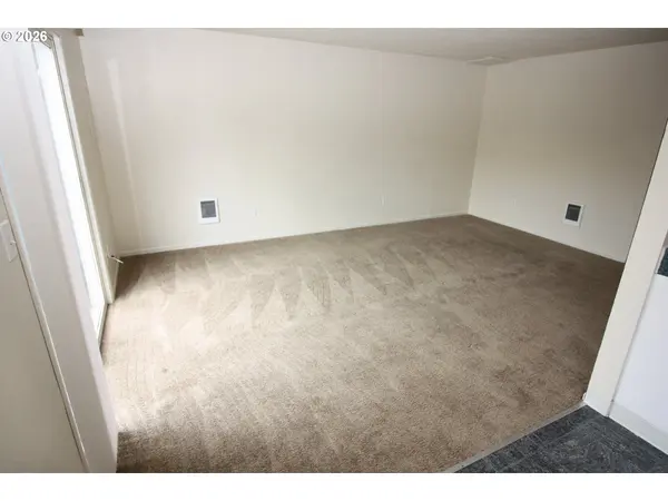 1903 W 31ST ST, Vancouver, WA 98660