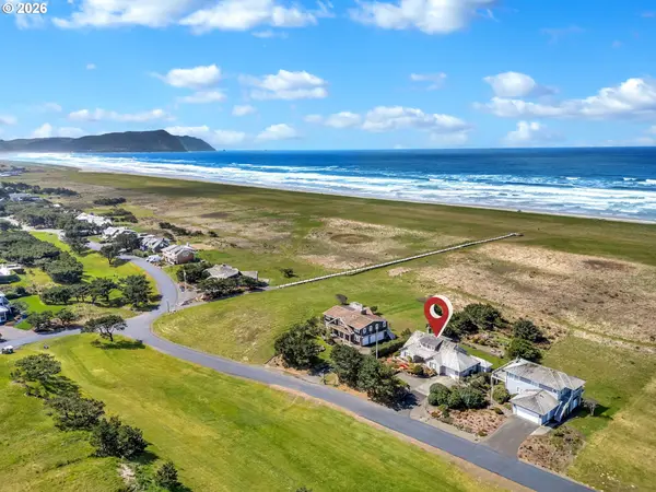 4930 FAIRWAY AVE, Gearhart, OR 97138