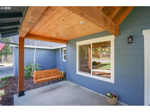 281 FIR RD, Ariel, WA 98603