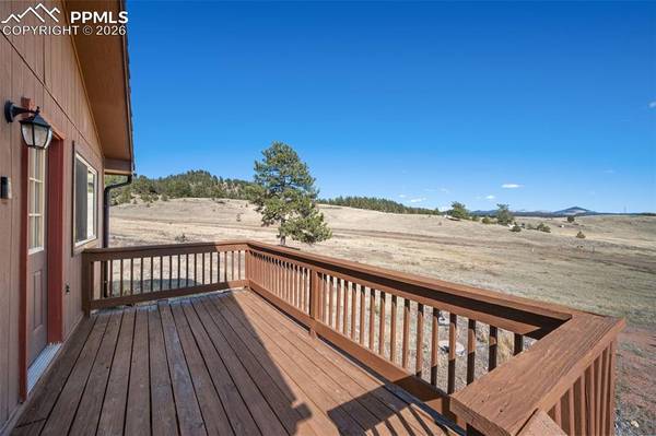 11 Valley CIR, Guffey, CO 80820