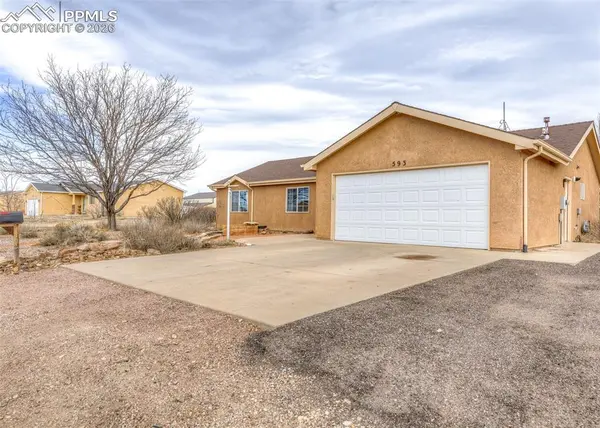 593 E Blaine DR, Pueblo West, CO 81007