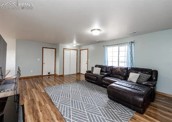 593 E Blaine DR, Pueblo West, CO 81007