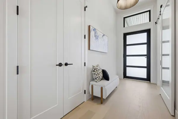 733 Serenity BND, Heritage Pointe, AB T1S 3X3