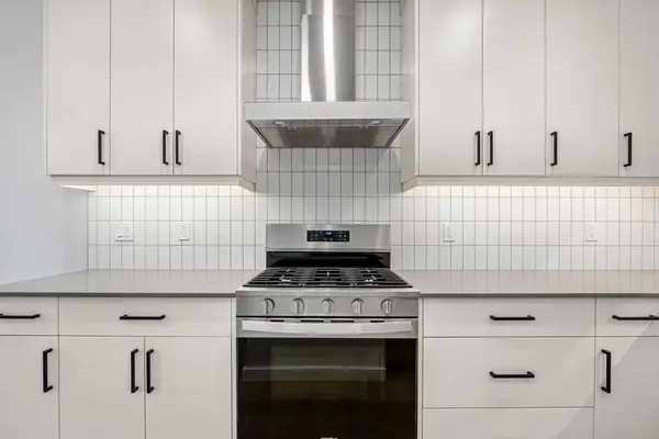 56 Creekstone GRV SW, Calgary, AB T2X 5W2