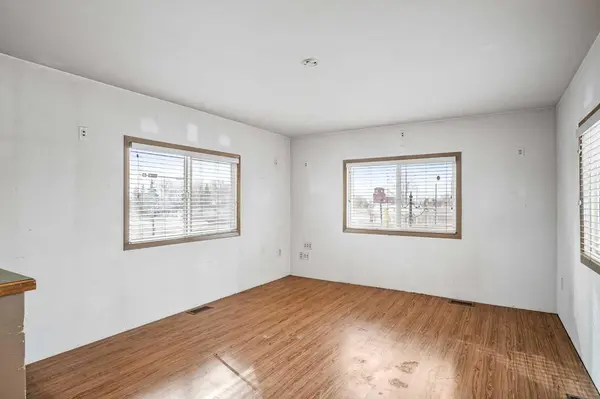 804 Center ST, Carstairs, AB T0M0N0