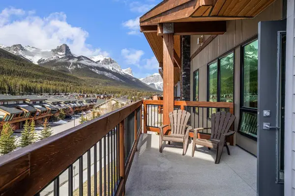 106 Stewart Creek Rise S #301, Canmore, AB T1W0N3