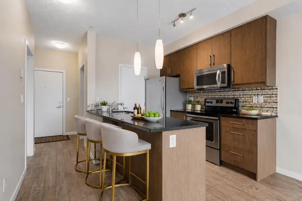 402 Marquis LN SE #311, Calgary, AB T3M 2G7