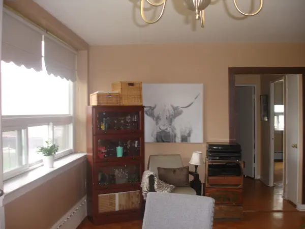 57 Neptune DR #101, Toronto C04, ON M6A 1X2