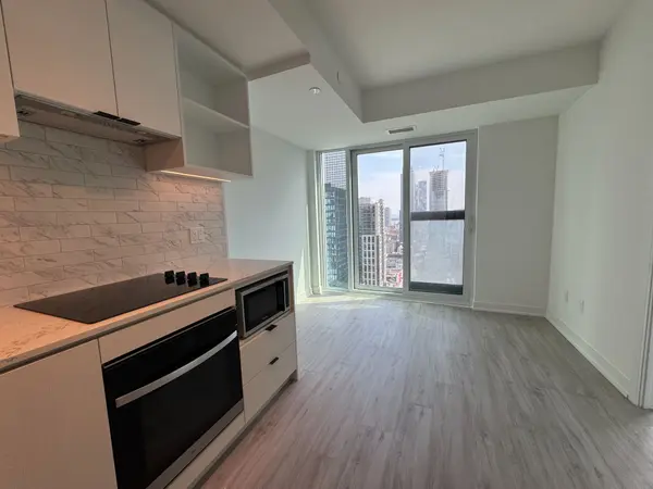 252 Church ST #2612, Toronto C08, ON M5B 1Z2