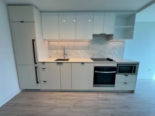 252 Church ST #2612, Toronto C08, ON M5B 1Z2