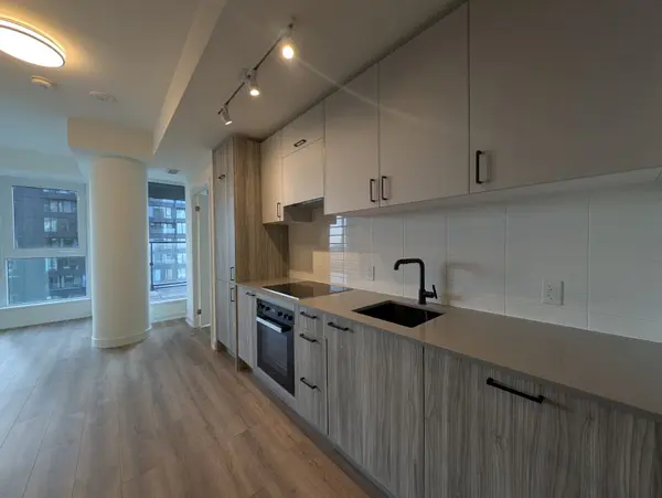 5 Quarrington LN #1502, Toronto C13, ON M3C 0S5