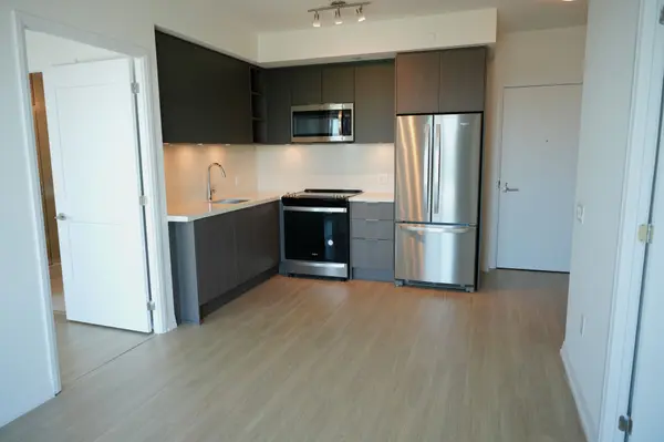 25 Holly ST #1908, Toronto C10, ON M4S 0E3