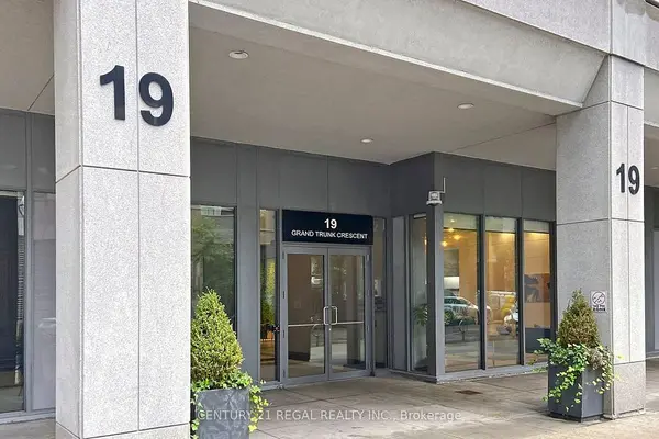 19 Grand Trunk CRES #2706, Toronto C01, ON M5J 3A3