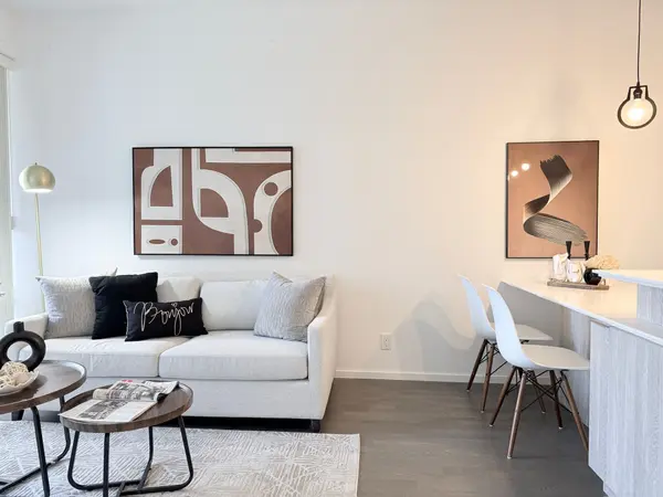 5 St. Joseph ST #1906, Toronto C01, ON M4Y 1J6