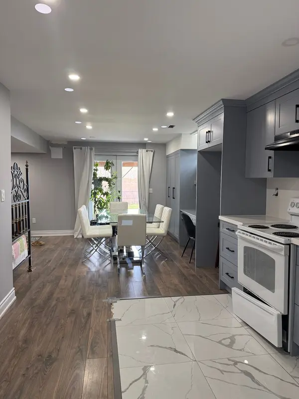 23 Purdy PL, Clarington, ON L1C 0V2