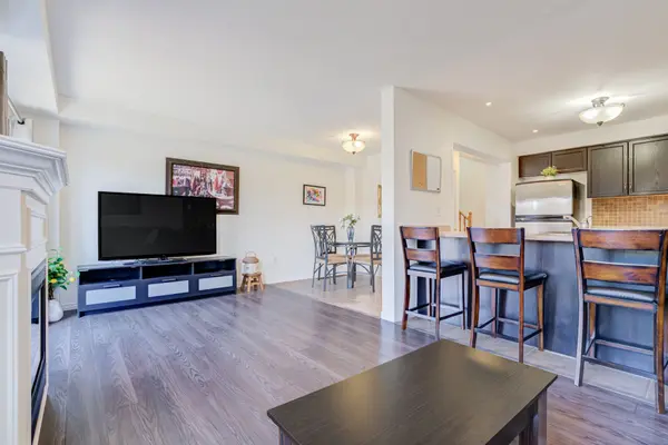 105 Hammill HTS, East Gwillimbury, ON L0G 1M0