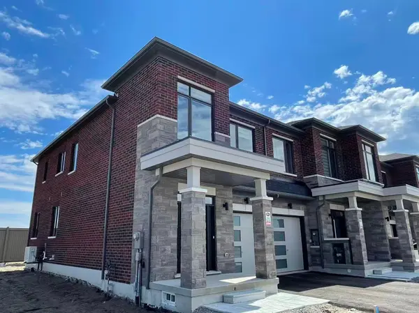 70 Tipp DR, Richmond Hill, ON L4E 1J3