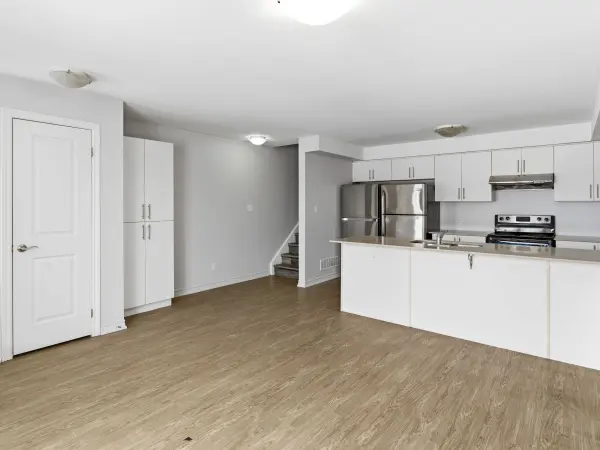 244 Penetanguishene RD #4, Barrie, ON L4M 7C2