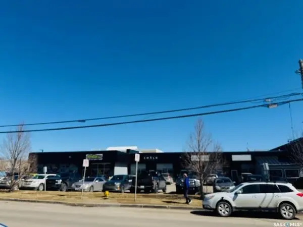 632 1st AVENUE N #60, Saskatoon, SK S7K 1X8