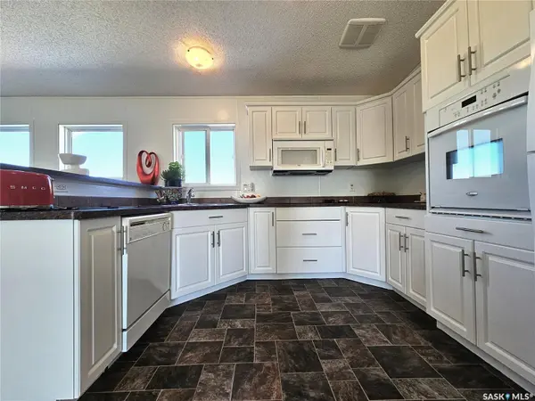 313 Elizabeth STREET, Stockholm, SK S0A 3Y0