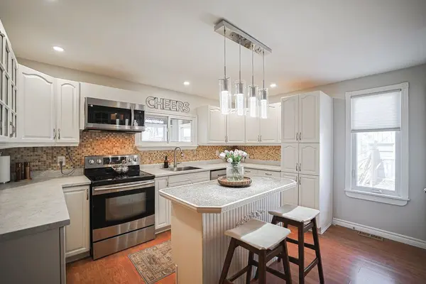 3 Mill ST S, Brampton, ON L6Y 1S4