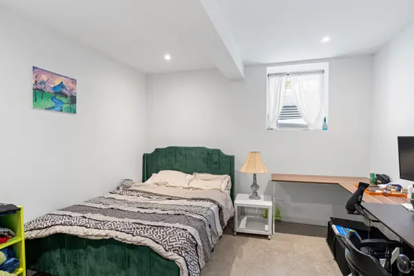 14 Seaforth AVE #Basement, Toronto W01, ON M6K 1N5