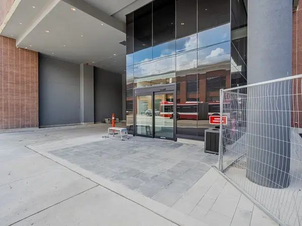 270 Dufferin ST #321, Toronto W01, ON M6K 1Z6