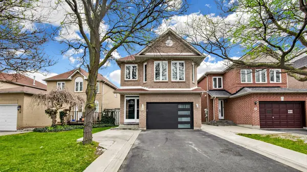 10 Cedarwood CRES, Brampton, ON L6X 4K1