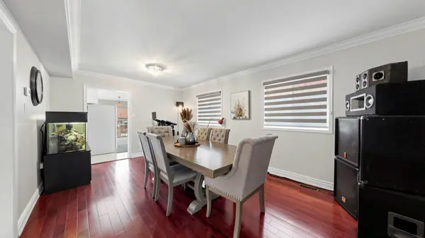 10 Cedarwood CRES, Brampton, ON L6X 4K1