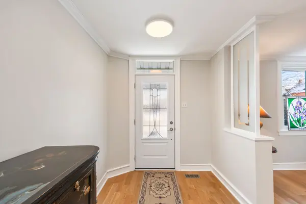 370 Stone ST S, Gananoque, ON K7G 2A4