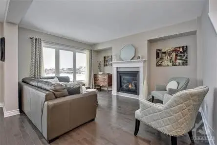44 Clonfadda TER, Barrhaven, ON K2J 6E9