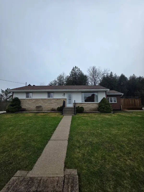32 Garafraxa ST, Chatsworth, ON N0H 1G0