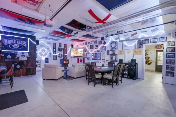 25 GLASSFORD RD, Kawartha Lakes, ON K0M 2C0