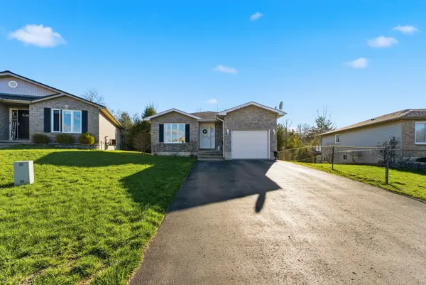 167 Nicholas ST, Quinte West, ON K8V 6E8