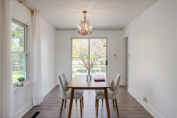 1745 Ortona AVE, Mooneys Bay - Carleton Heights And Area, ON K2C 1W8