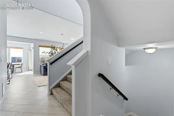 6945 Sedgerock LN, Colorado Springs, CO 80927